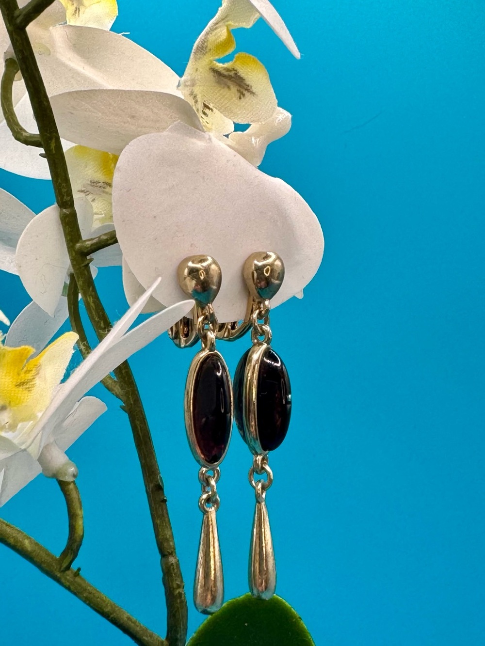 Vintage MONET Gold and Black Drop Earrings